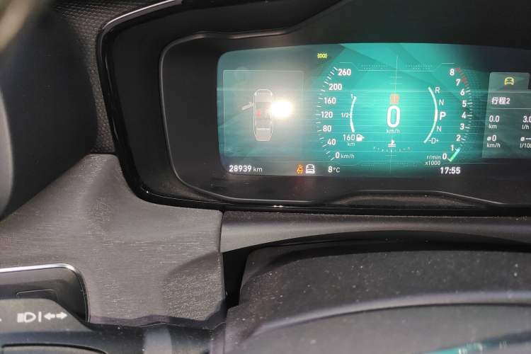 Used Lynk & Co 03 2021 1.5TD DCT Jing Champion Edition Odometer Close Up