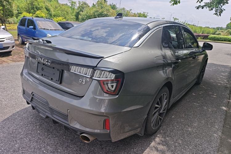 Used Lynk & Co 03 2021 1.5TD DCT JingPlus Rear Right 45 Deg