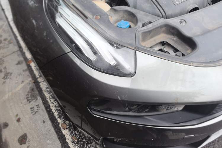 Used Lynk & Co 03 2021 1.5TD DCT Jing Champion Edition Right Front Headlight