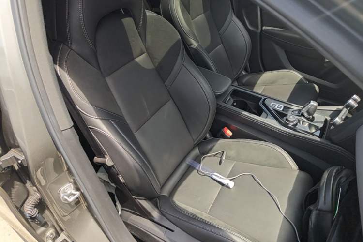 Used Lynk & Co 03 2021 2.0TD Automatic Trendy Champion Edition Right Front Seat