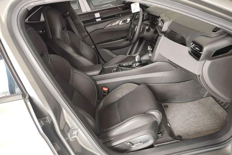 Used Lynk & Co 03 2021 1.5TD DCT Jing Champion Edition Right Front Seat