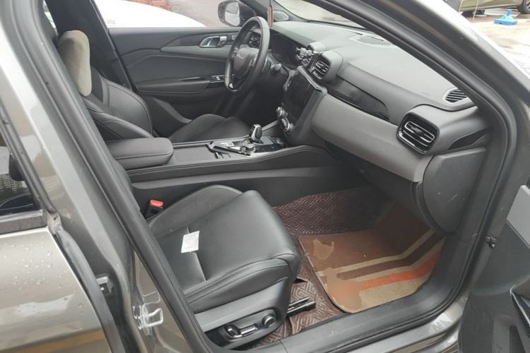 Used Lynk & Co 03 2021 2.0TD Automatic Trendy Champion Edition Right Front Seat