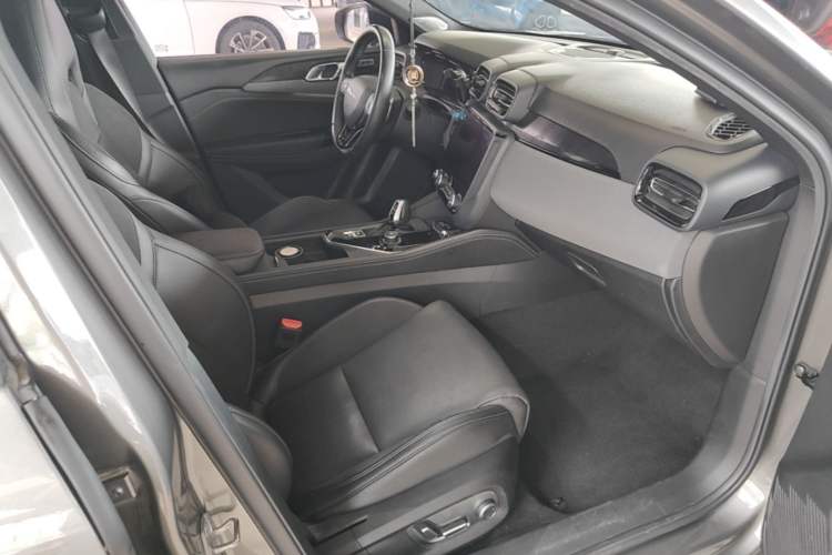 Used Lynk & Co 03 2021 2.0TD Automatic Trendy Champion Edition Right Front Seat