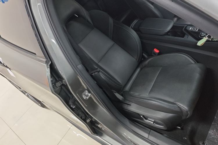 Used Lynk & Co 03 2021 1.5TD DCT Jing Champion Edition Right Front Seat