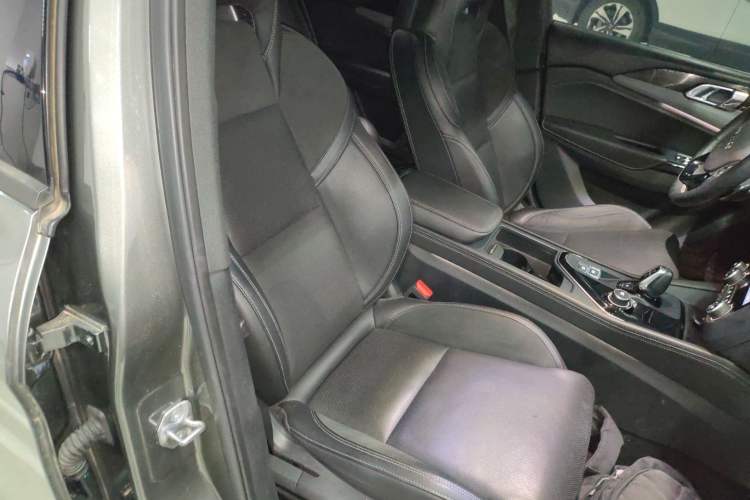 Used Lynk & Co 03 2021 1.5TD DCT Jing Champion Edition Right Front Seat