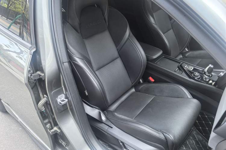 Used Lynk & Co 03 2021 1.5TD DCT Jing Champion Edition Right Front Seat