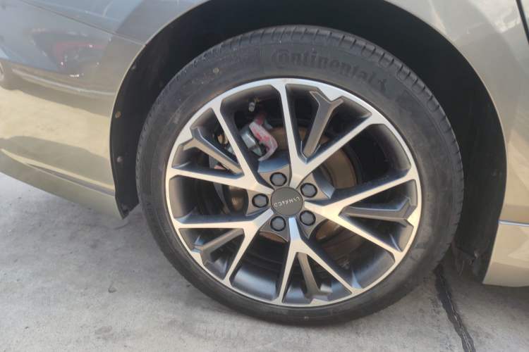 Used Lynk & Co 03 2021 1.5TD DCT Jing Champion Edition Right Rear Wheel Hub