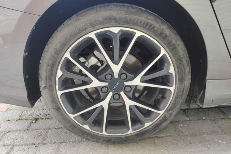 Used Lynk & Co 03 2021 1.5TD DCT Jing Champion Edition Right Rear Wheel Hub