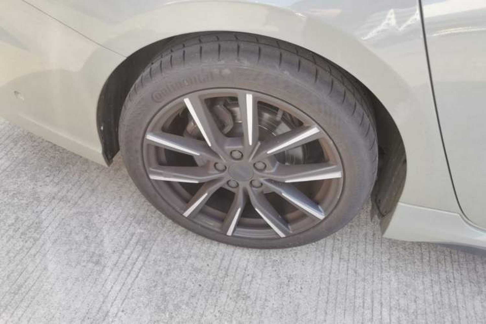 Used Lynk & Co 03 2021 03+ 2.0TD Automatic Wind-Chasing Edition Right Rear Wheel Hub