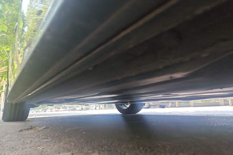 Used Lynk & Co 03 2021 1.5TD DCT Jing Champion Edition Right Side Sill