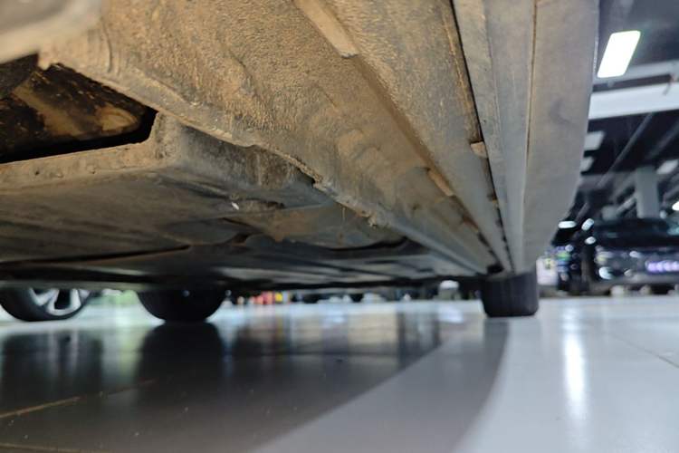 Used Lynk & Co 03 2021 1.5TD DCT Jing Champion Edition Right Side Sill