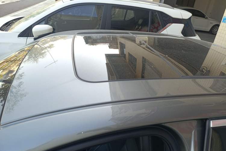 Used Lynk & Co 03 2021 1.5TD DCT JingPlus Roof