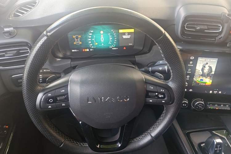 Used Lynk & Co 03 2021 1.5TD DCT Jing Champion Edition Steering Wheel