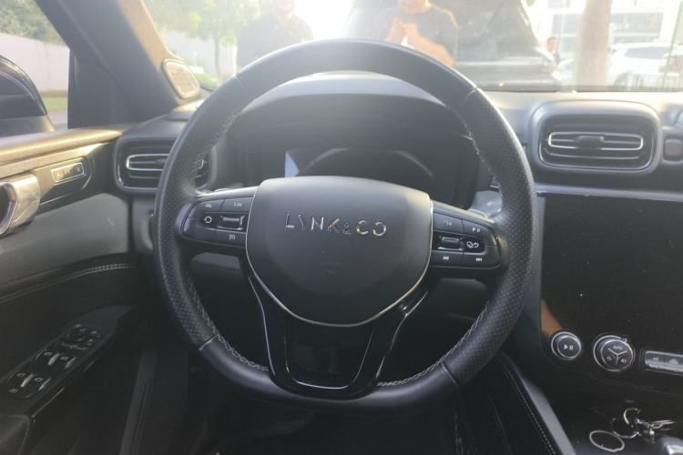 Used Lynk & Co 03 2021 2.0TD Automatic Trendy Champion Edition Steering Wheel