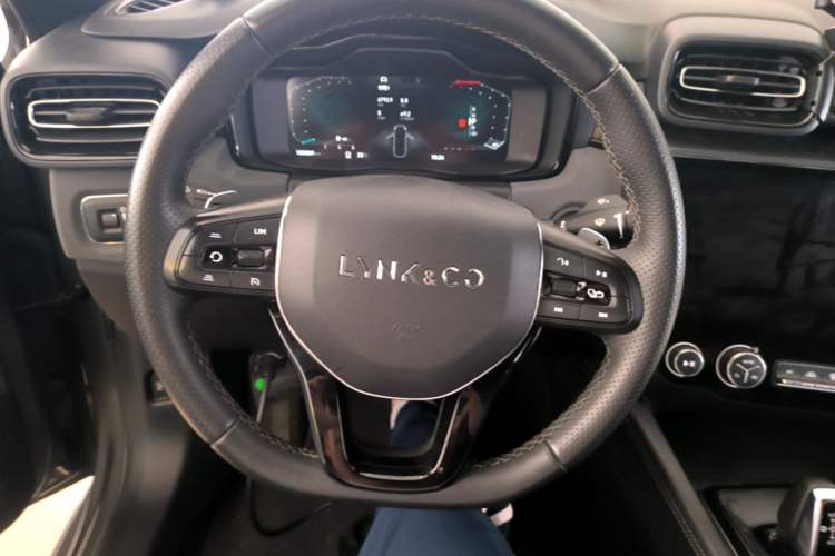 Used Lynk & Co 03 2021 1.5TD DCT Jing Champion Edition Steering Wheel