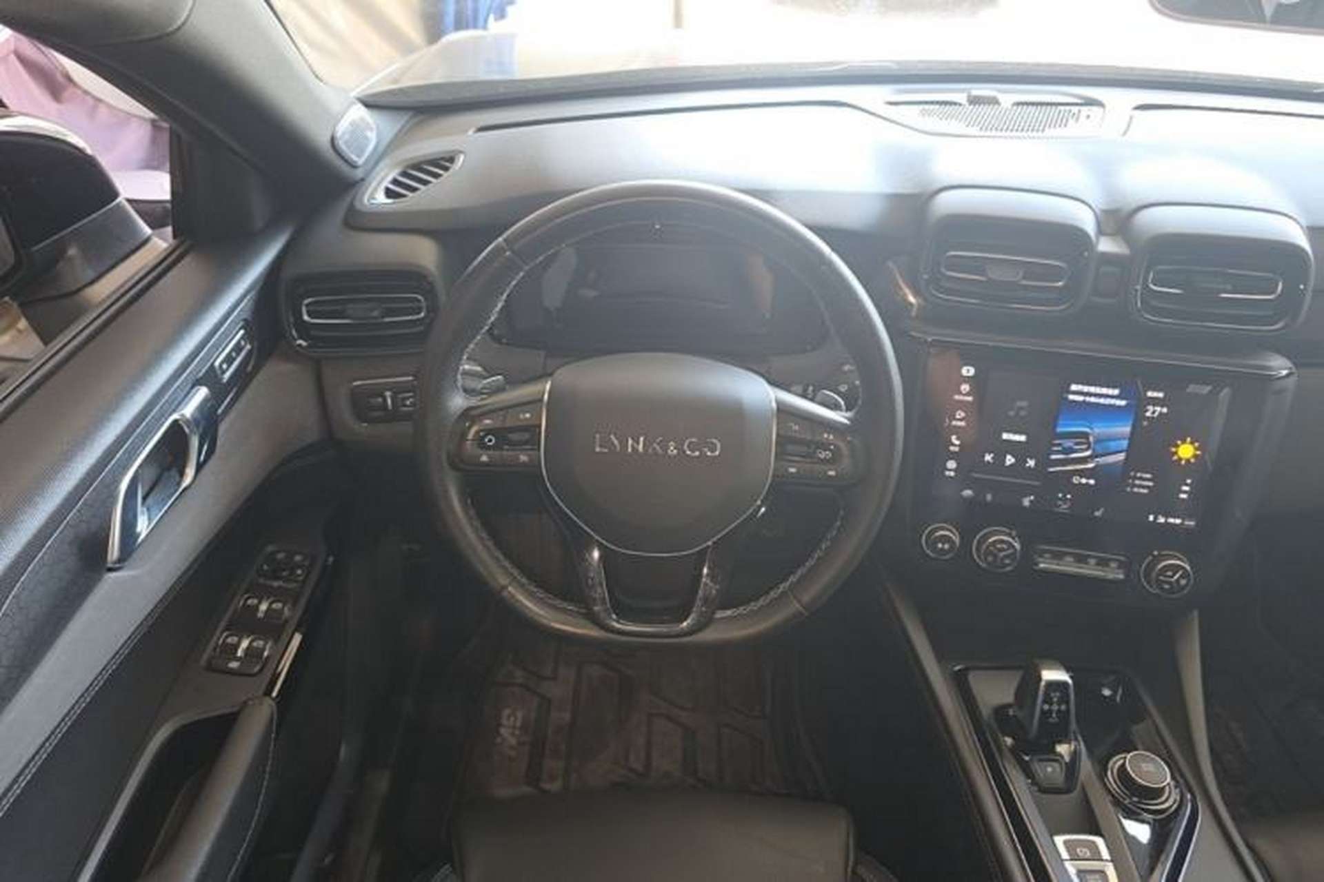 Used Lynk & Co 03 2021 2.0TD Automatic Trendy Champion Edition Steering Wheel