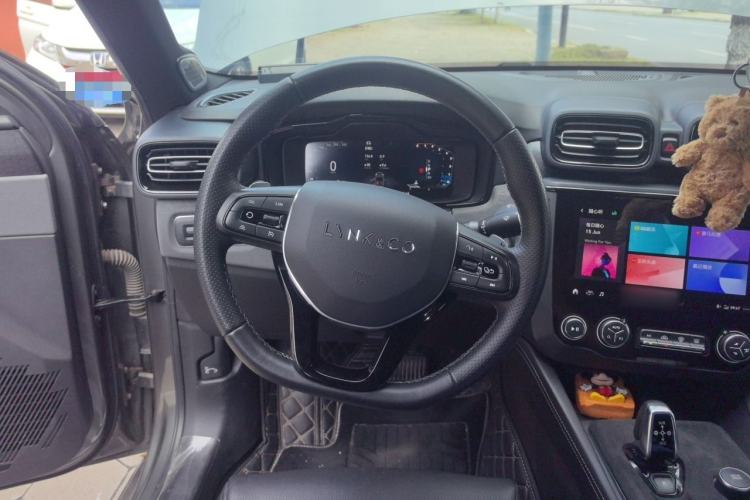 Used Lynk & Co 03 2021 2.0TD Automatic Trendy Champion Edition Steering Wheel