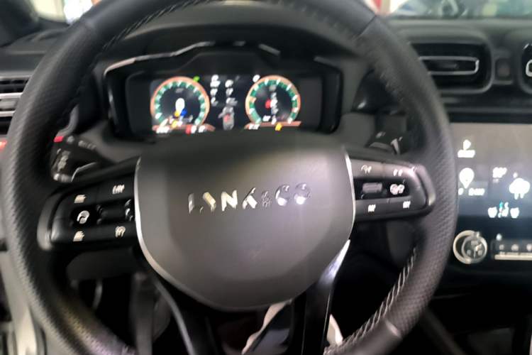 Used Lynk & Co 03 2021 1.5TD DCT JingPlus Steering Wheel