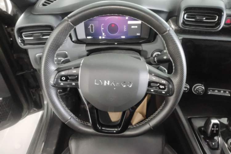 Used Lynk & Co 03 2021 1.5TD DCT Jing Champion Edition Steering Wheel