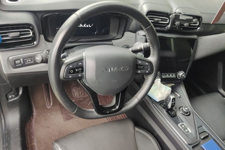 Used Lynk & Co 03 2021 2.0TD Automatic Trendy Champion Edition Steering Wheel