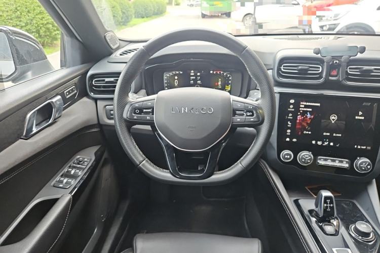 Used Lynk & Co 03 2021 2.0TD Automatic Trendy Champion Edition Steering Wheel