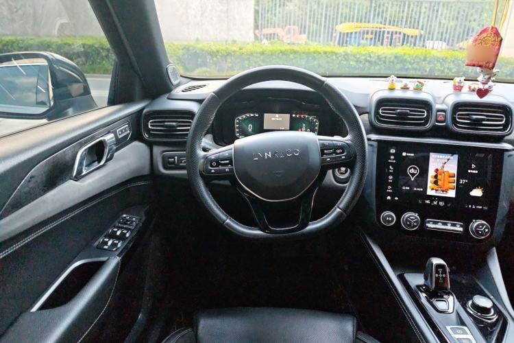 Used Lynk & Co 03 2021 2.0TD Automatic Trendy Champion Edition Steering Wheel