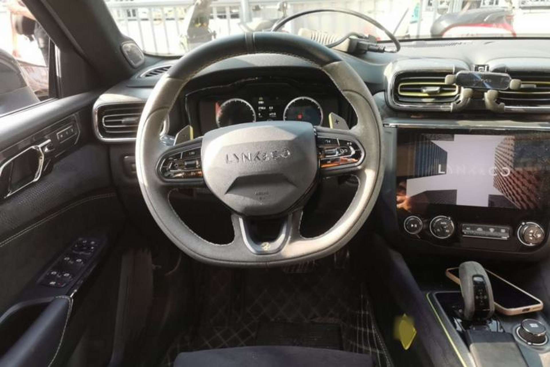 Used Lynk & Co 03 2021 03+ 2.0TD Automatic Wind-Chasing Edition Steering Wheel
