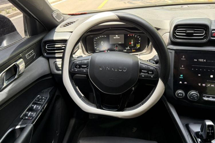 Used Lynk & Co 03 2021 2.0TD Automatic Trendy Champion Edition Steering Wheel