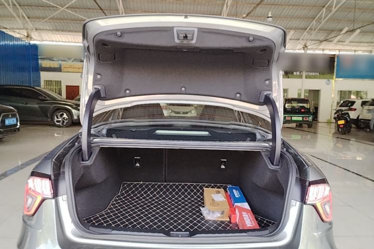 Used Lynk & Co 03 2021 1.5TD DCT JingPlus Trunk