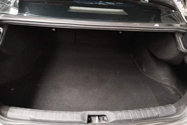 Used Lynk & Co 03 2021 1.5TD DCT JingPlus Trunk