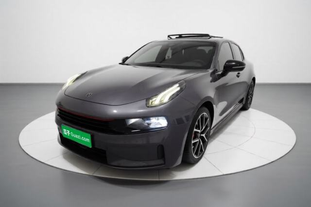 Używany Lynk & Co 03 2021 2.0TD Automatic Trendy Champion Edition