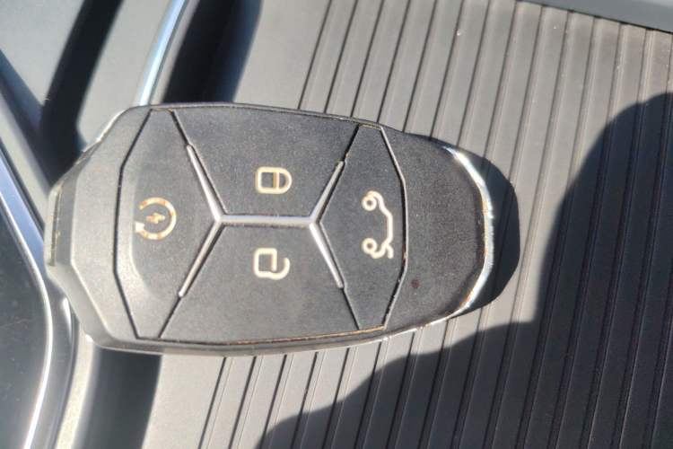 Used Lynk & Co 03 2021 1.5TD DCT Jing Champion Edition Vehicle Key