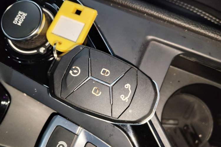 Used Lynk & Co 03 2021 1.5TD DCT Jing Champion Edition Vehicle Key