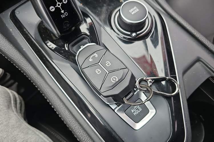 Used Lynk & Co 03 2021 2.0TD Automatic Jing Plus Vehicle Key