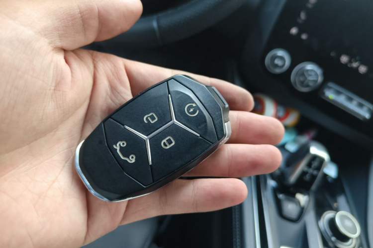 Used Lynk & Co 03 2021 1.5TD DCT Jing Champion Edition Vehicle Key