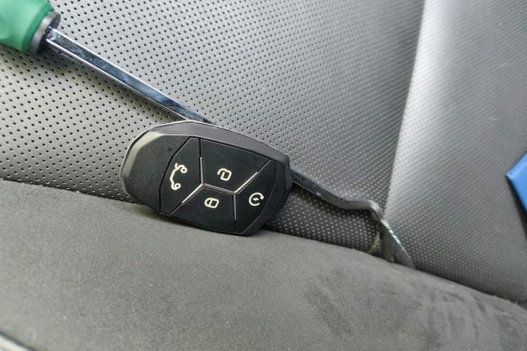 Used Lynk & Co 03 2021 2.0TD Automatic Trendy Champion Edition Vehicle Key