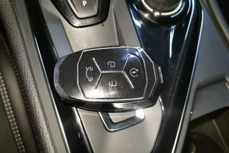 Used Lynk & Co 03 2021 2.0TD Automatic Trendy Champion Edition Vehicle Key