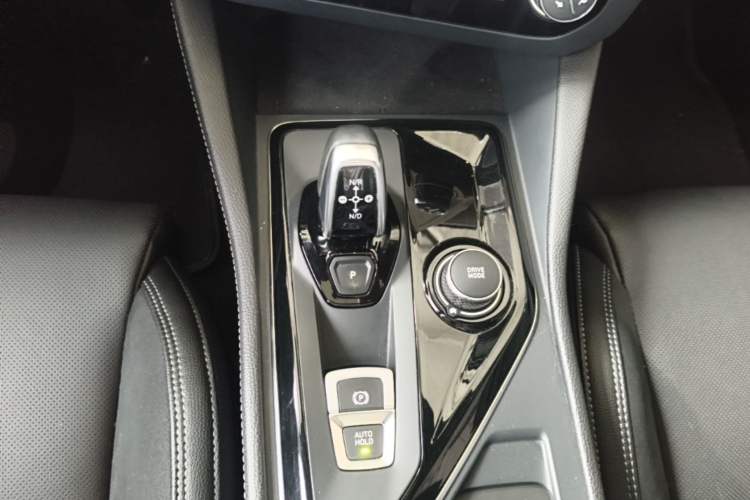 Used Lynk & Co 03 2021 2.0TD Automatic Trendy Champion Edition Gear Lever