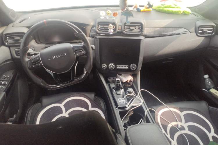 Used Lynk & Co 03 2021 1.5TD DCT JingPlus Center Console
