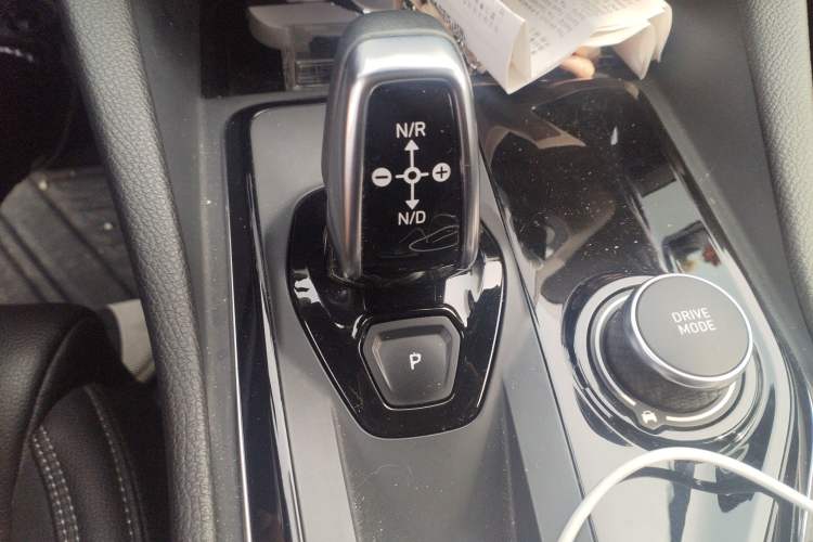 Used Lynk & Co 03 2021 1.5TD DCT JingPlus Gear Lever