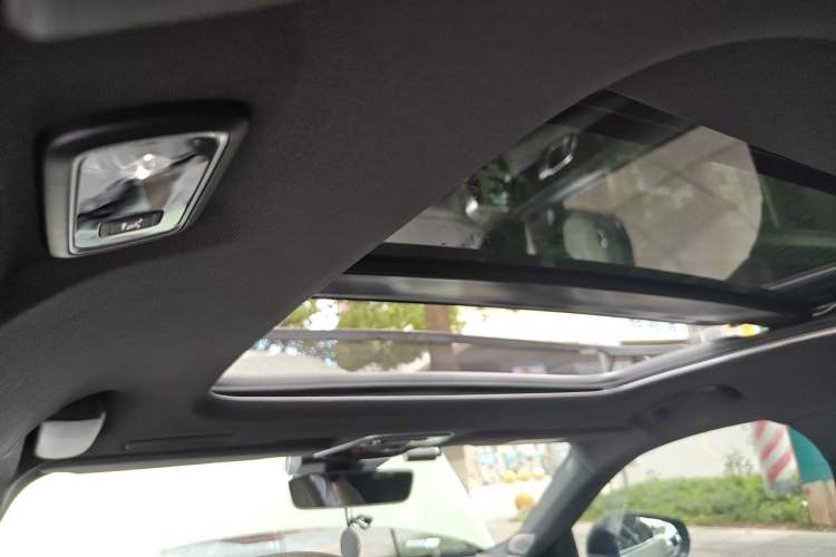 Used Lynk & Co 03 2021 1.5TD DCT Jing Champion Edition Headliner