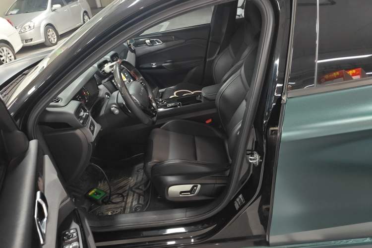 Used Lynk & Co 03 2021 1.5TD DCT JingPlus Left Front Seat