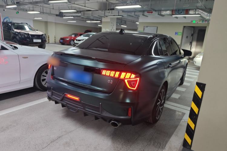 Used Lynk & Co 03 2021 1.5TD DCT JingPlus Rear Right 45 Deg