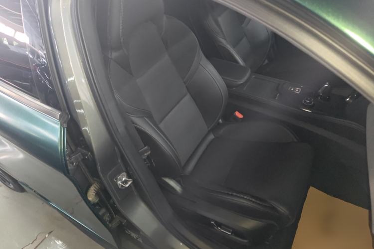 Used Lynk & Co 03 2021 1.5TD DCT Jing Champion Edition Right Front Seat