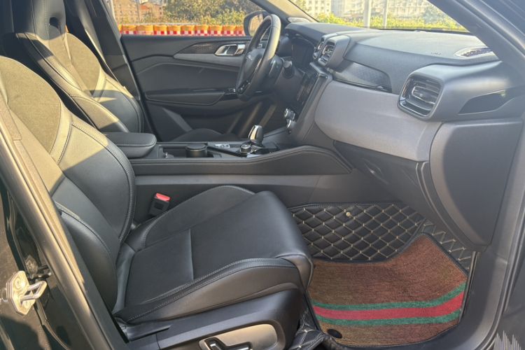 Used Lynk & Co 03 2021 1.5TD DCT Jing Champion Edition Right Front Seat