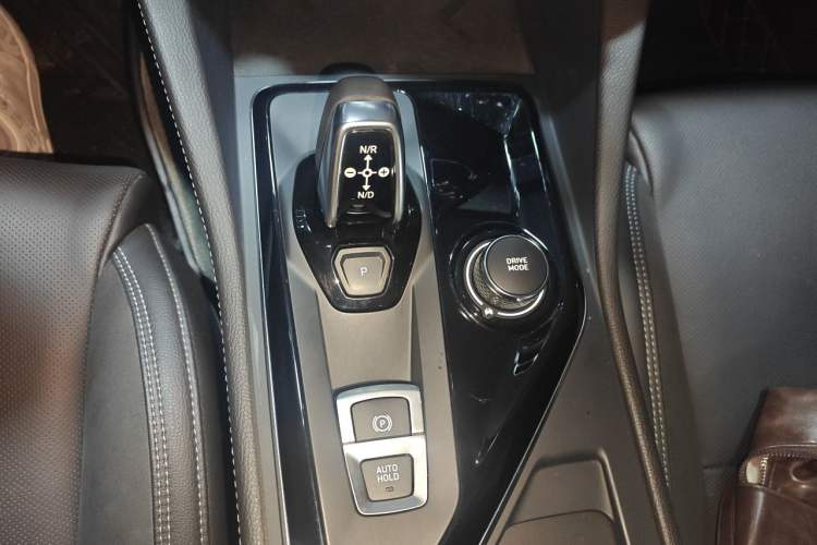Used Lynk & Co 03 2021 2.0TD Automatic JingPro Gear Lever