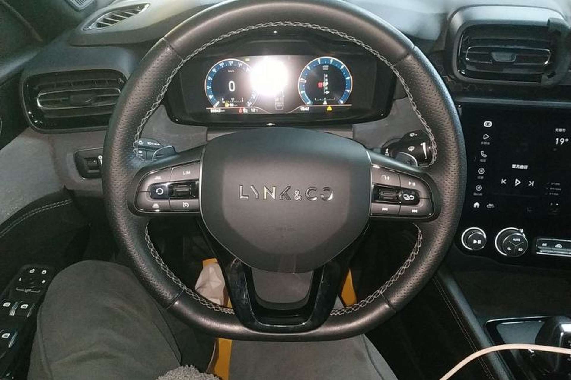 Used Lynk & Co 03 2021 2.0TD Automatic Trendy Champion Edition Steering Wheel