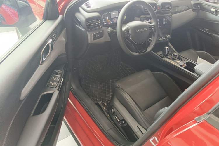 Used Lynk & Co 03 2021 2.0TD Automatic Trendy Champion Edition Driver Seat