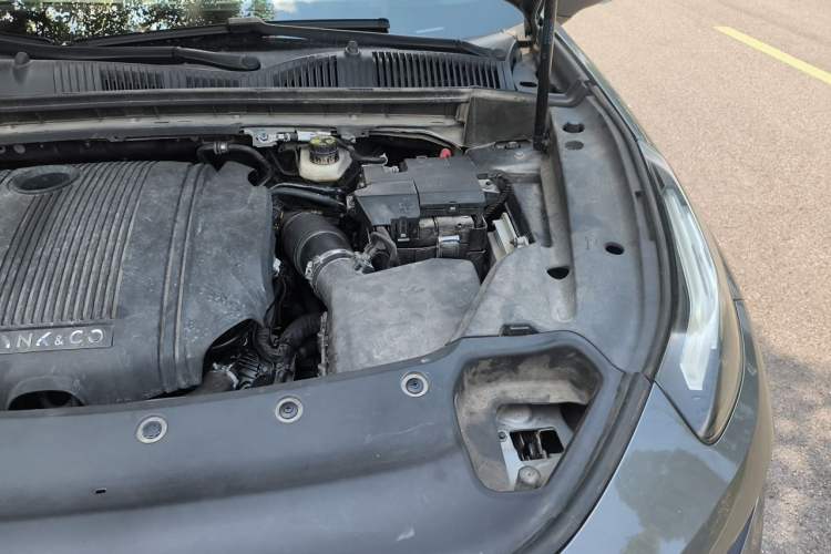 Used Lynk & Co 03 2021 1.5TD DCT Jing Champion Edition Engine Bay Left