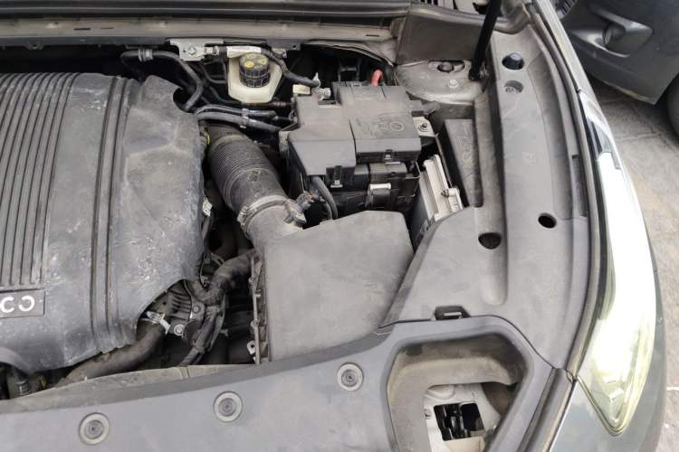 Used Lynk & Co 03 2021 1.5TD DCT JingPlus Engine Bay Left